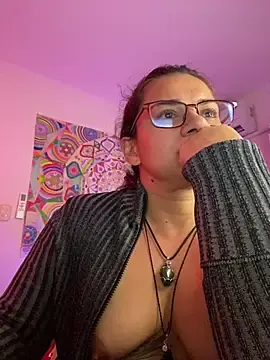 Stripchat Free Porn Cam of Amarantha_666