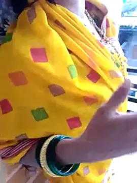 Stripchat Adult Webcam of Komal_Bhabhi4u