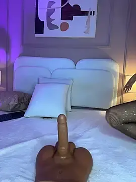 Stripchat Live Sex of aria_greco