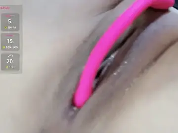 Stripchat Watch Live Sex Cams of yueyue2003