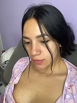 Stripchat Adult Webcam of Marianahb-e