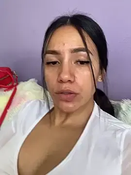 Stripchat Live Porn of Marianahb-e