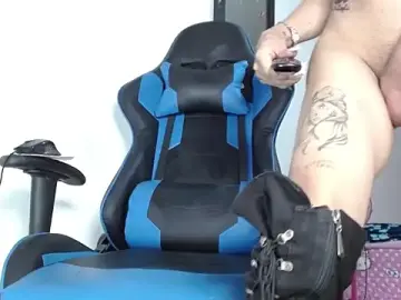 Stripchat Live Sex of sara_bigdick_cum