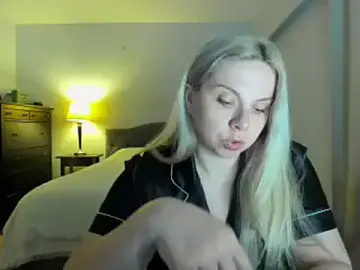 Stripchat Adult Video Chat of callme_iva