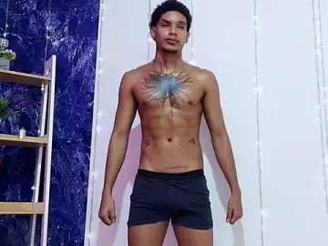 Stripchat Watch Live Sex Cams of kai_storm77