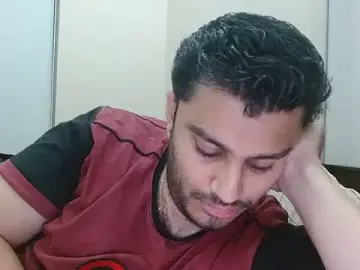 Stripchat Watch Live Sex Cams of robintoit