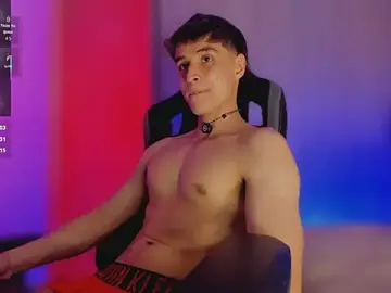 Stripchat Free Porn Cam of thomklein