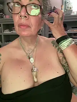 Stripchat Best live sex cam show of dieseldame1313