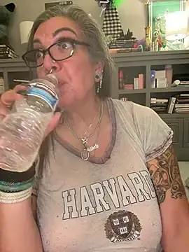 Stripchat Best Webcam of dieseldame1313