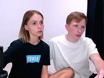 Stripchat Free Live Porn of juliaanddima