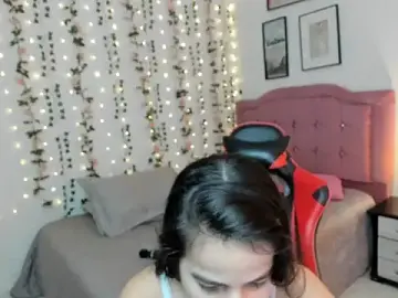 Stripchat Adult Webcam of Antonella_heinz