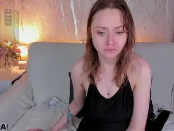 Stripchat Sex Cam of Linda_Bryant