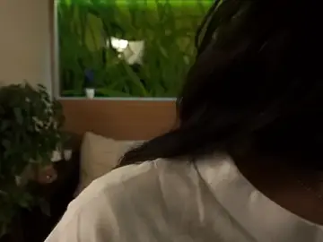 Stripchat Watch Live Sex Cams of LoretaVanpatton
