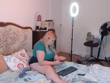 Stripchat Live Sex of JosieAndYou