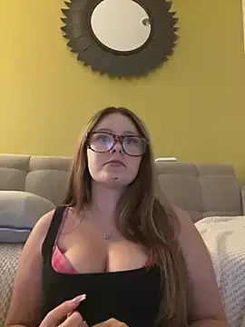 Stripchat Sex Cam of cherryrosealiee