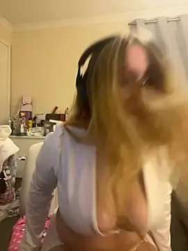 Stripchat Sex Chat of cherryrosealiee