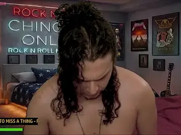 Stripchat Watch Live Sex Cams of chino_roz