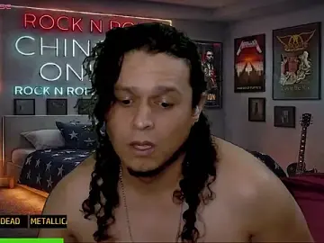 Stripchat Live Sex of chino_roz