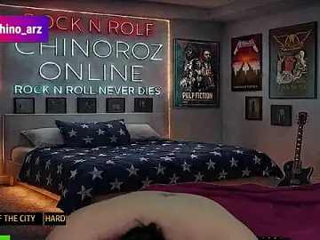 Stripchat Free Porn Cam of chino_roz