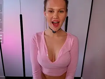 Stripchat Live Sex Cam of Alice_N_Wooderland