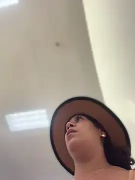 Stripchat Sex Cam of Bigbuttbrooklynn