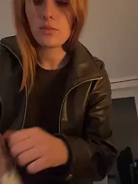 Stripchat Live Porn of ChiaraVelvet