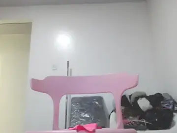 Stripchat Nude Webcam of Kitty_Mifl