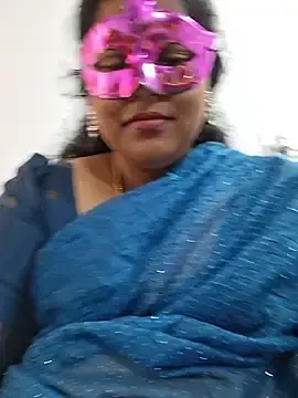 Stripchat Free Porn Cam of Hot_Sreeja_Tamil