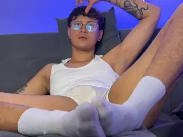 Stripchat Sex Cam of LeaneSeb