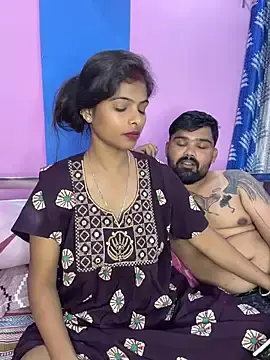 Stripchat Live Sex of SUZY_QUEEN01