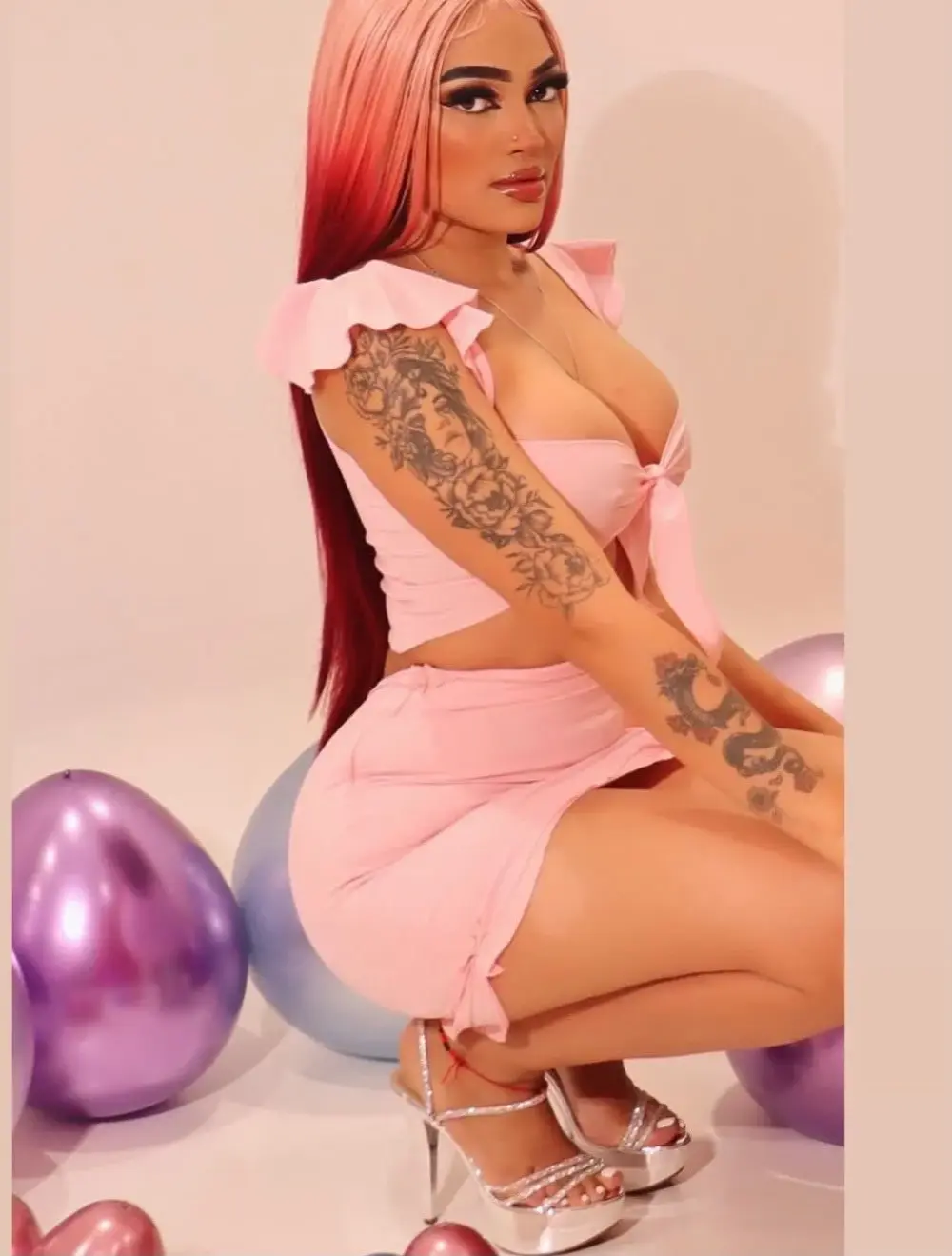 Scarletthornyx