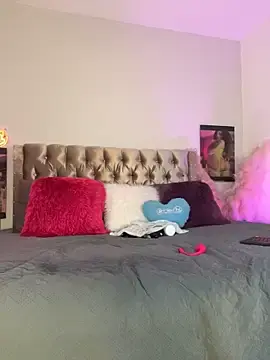 Stripchat Sex Cam of Scarletthornyx