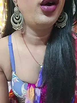 Stripchat Free Live Porn of glitchwaligirl