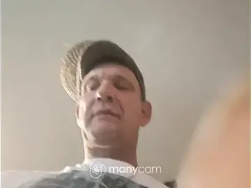Stripchat Sex Cam of mikeythebestsucker