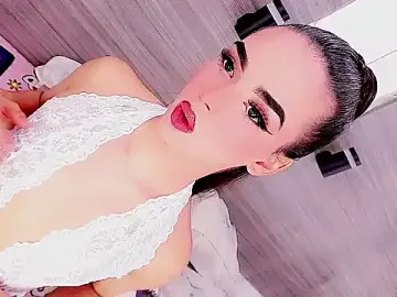 Stripchat Live Sex of HANNAH_STEWART