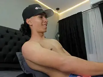 Stripchat Adult Webcam of ricky_backus