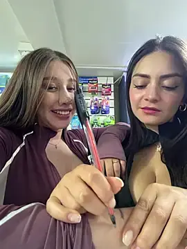 Stripchat Free Porn Cam of roouse