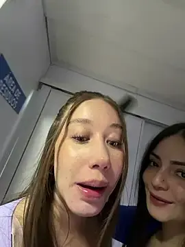 Stripchat Nude Webcam of roouse