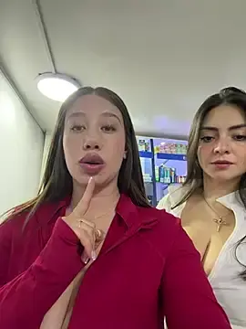 Stripchat Live Porn of roouse