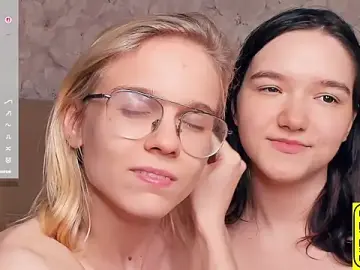 Stripchat Free Live Porn of KarinStfleur