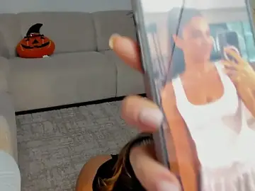 Stripchat Nude Webcam of Anya-Ray