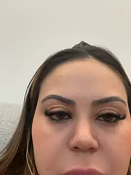 Stripchat Sex Cam of lariic
