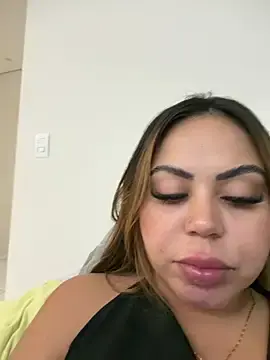 Stripchat Best Webcam of lariic