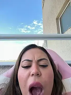 Stripchat Best live sex cam show of lariic