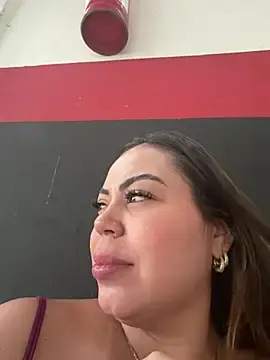 Stripchat Adult Webcam of lariic