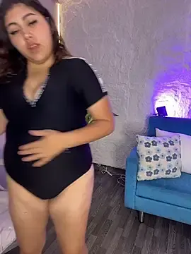 Stripchat Best live sex cam show of Chubby_doll_