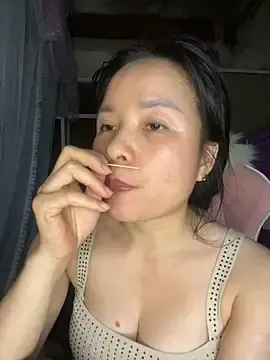 Stripchat Sex Chat of Ivy_Trix2