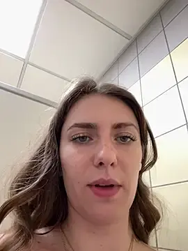 Stripchat Free Live Porn of MariiD