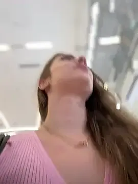 Stripchat Live Sex of MariiD