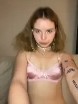 Stripchat Best Webcam of RollingGirls